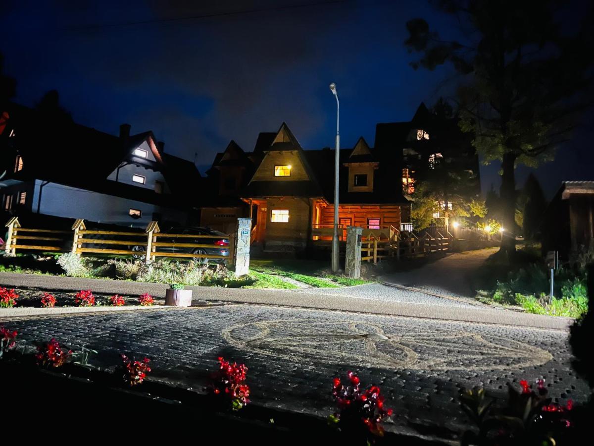 Lobrotno Gazdzina - Goralska Chalupa Na Wylacznosc ブコビナ・タトシャンスカ エクステリア 写真